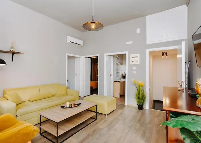 Rhodes Old Town Manos Apartment